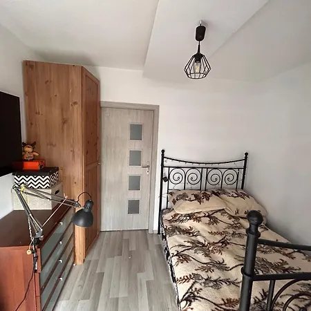 Mistral Opener Apartment